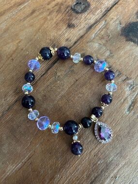Purple-Crystal Teardrop Beaded Bracelet